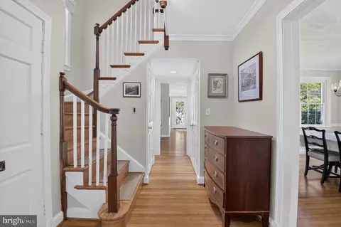 Entry Way - 104 Williamsburg Dr, Silver Spring, MD 20901 photo 1 of 6