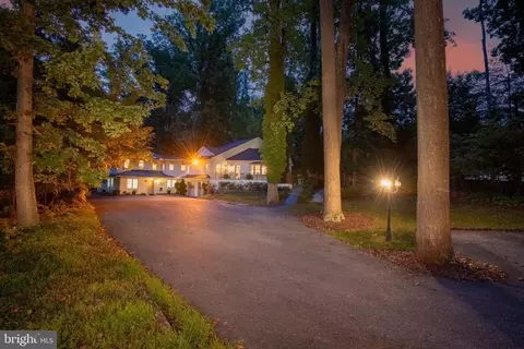 Exterior - 2701 Olney Sandy Spring Rd, Olney, MD 20832 photo 3 of 10