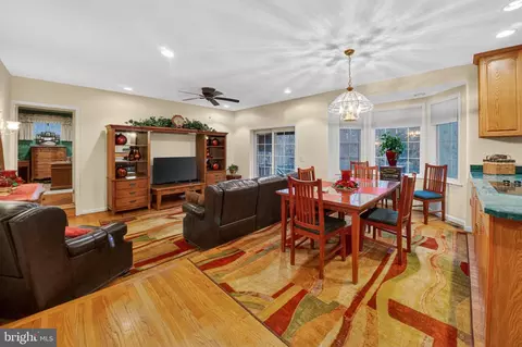 Dining - 2701 Olney Sandy Spring Rd, Olney, MD 20832 photo 1 of 1