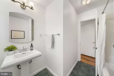 Bath - 2305 Peggy Ln, Silver Spring, MD 20910 photo 1 of 3
