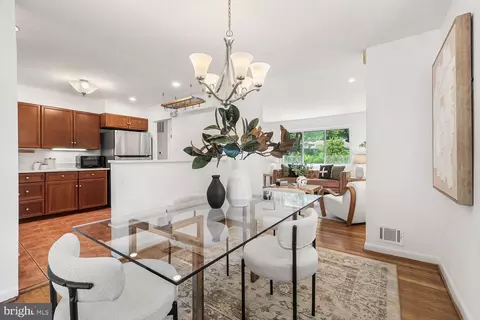 Dining - 2305 Peggy Ln, Silver Spring, MD 20910 photo 1 of 1