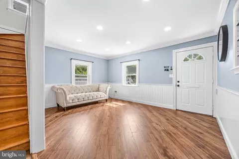 Entry Way - 4411 Bennion Rd, Silver Spring, MD 20906 photo 2 of 5