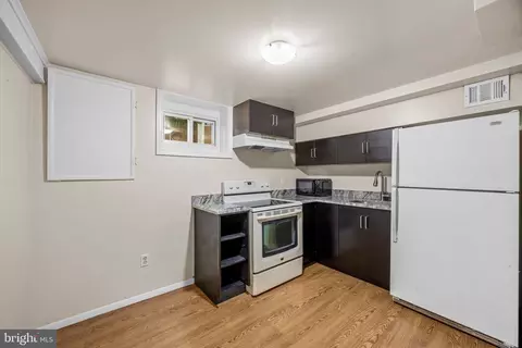 Kitchen - 4411 Bennion Rd, Silver Spring, MD 20906 photo 8 of 9