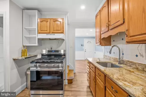 Kitchen - 4411 Bennion Rd, Silver Spring, MD 20906 photo 4 of 9