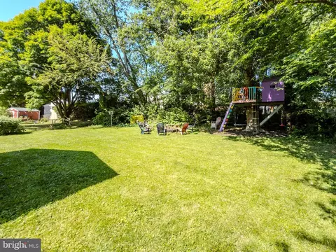 Exterior - 12704 Goodhill Rd, Silver Spring, MD 20906 photo 4 of 7