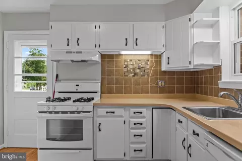 Kitchen - 12704 Goodhill Rd, Silver Spring, MD 20906 photo 2 of 2