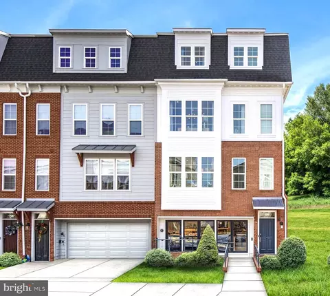 2521 Farmstead Dr #LOT 115, Rockville, MD 20850