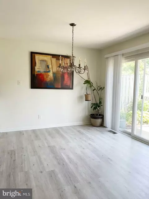 Dining - 3386 Chiswick #50-1A, Silver Spring, MD 20906 photo 3 of 5