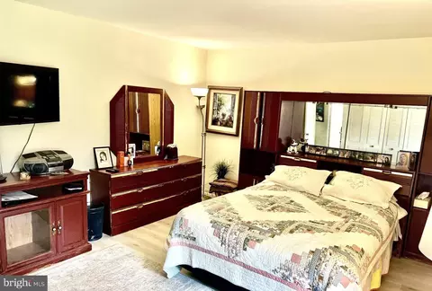 Bedroom - 3386 Chiswick #50-1A, Silver Spring, MD 20906 photo 2 of 2