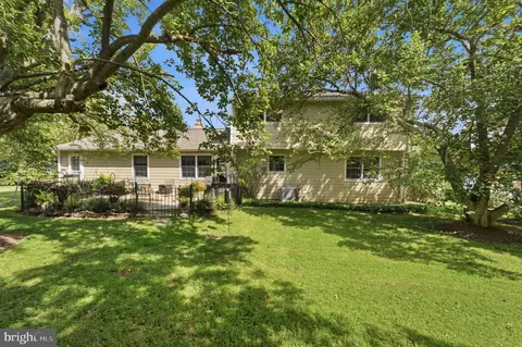 Exterior - 13812 Mills Ave, Silver Spring, MD 20904 photo 7 of 9