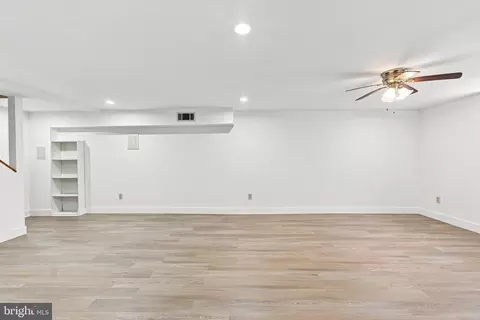 Living - 2400 E Gate Dr, Silver Spring, MD 20906 photo 13 of 13