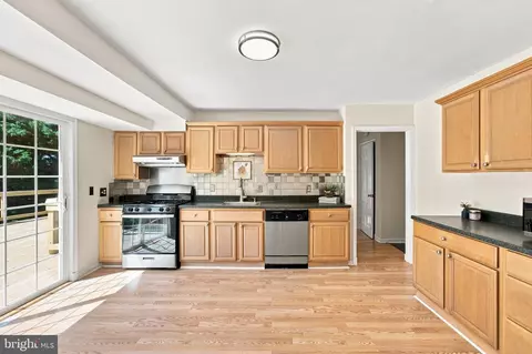 Kitchen - 2400 E Gate Dr, Silver Spring, MD 20906 photo 4 of 4