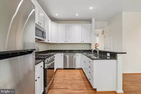 Kitchen - 11516 Clairmont View Ter, Silver Spring, MD 20902 photo 2 of 3