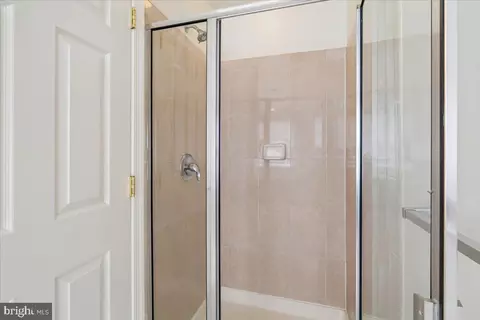 Bath - 11516 Clairmont View Ter, Silver Spring, MD 20902 photo 4 of 4