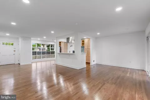 Living - 1402 Mullins St, Silver Spring, MD 20904 photo 1 of 9