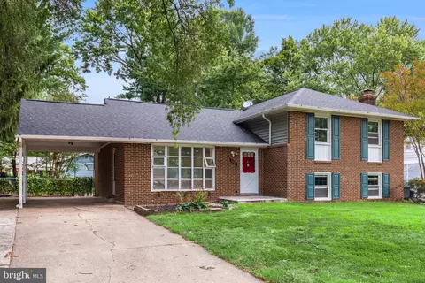 Exterior - 1402 Mullins St, Silver Spring, MD 20904 photo 4 of 8