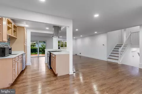Entry Way - 1402 Mullins St, Silver Spring, MD 20904 photo 1 of 3