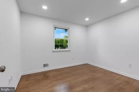 Bedroom - 1402 Mullins St, Silver Spring, MD 20904 photo 1 of 1