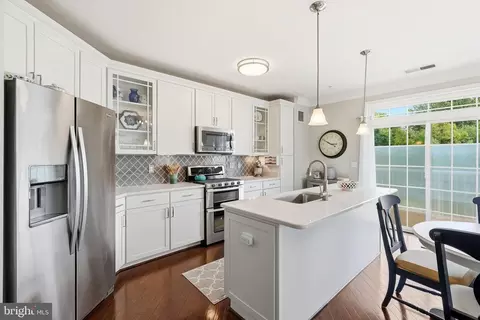 Kitchen - 3825 Doc Berlin Dr #22, Silver Spring, MD 20906 photo 3 of 4