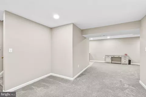 Entry Way - 1341 Crockett Ln, Silver Spring, MD 20904 photo 3 of 3