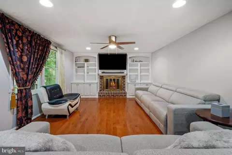 Living - 1341 Crockett Ln, Silver Spring, MD 20904 photo 1 of 1