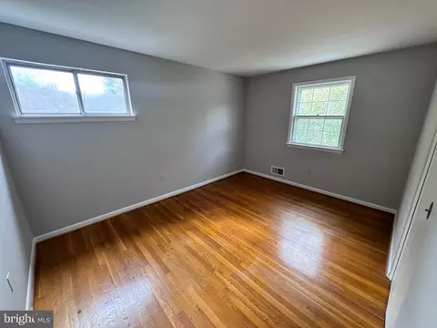 Bedroom - 900 Lamberton Dr, Silver Spring, MD 20902 photo 1 of 3