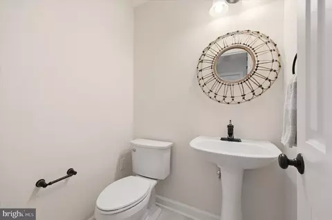 Bath - 4509 Random Ridge Cir, Olney, MD 20832 photo 1 of 8