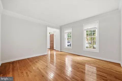 Living - 4509 Random Ridge Cir, Olney, MD 20832 photo 2 of 8