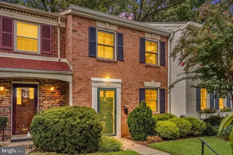 734 Azalea Dr #11-734, Rockville, MD 20850