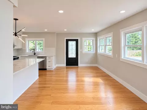 Living - 1440 Smith Village Rd, Silver Spring, MD 20904 photo 1 of 4