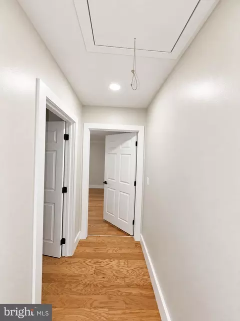 Entry Way - 1440 Smith Village Rd, Silver Spring, MD 20904 photo 6 of 7