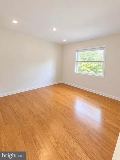 Bedroom - 1440 Smith Village Rd, Silver Spring, MD 20904 photo 3 of 3