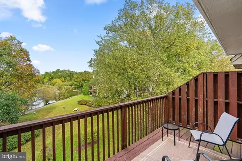 18148 Windsor Hill Dr #202B, Olney, MD 20832
