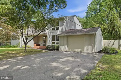 Exterior - 14317 Sturtevant Rd, Silver Spring, MD 20905 photo 15 of 17