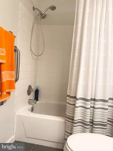 Bath - 2230 Wimbledon Cir, Silver Spring, MD 20906 photo 3 of 4