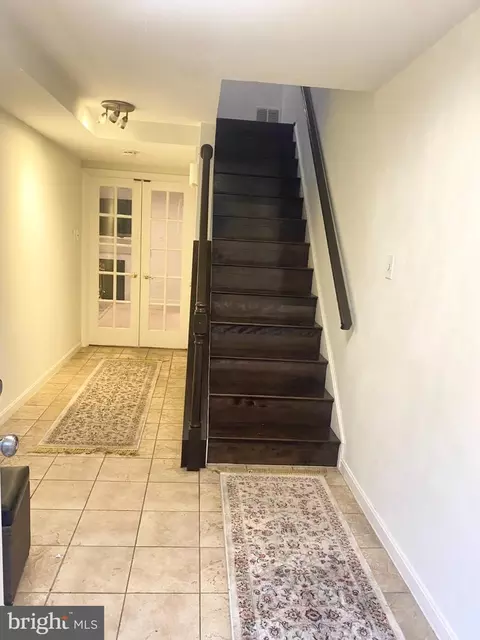 Entry Way - 2230 Wimbledon Cir, Silver Spring, MD 20906 photo 4 of 5