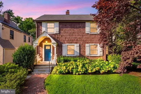 4607 Norwood Dr, Chevy Chase, MD 20815