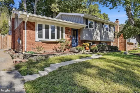 Exterior - 838 Loxford Ter, Silver Spring, MD 20901 photo 2 of 9