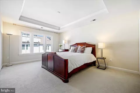Bedroom - 421 Hydrangea Pl, Gaithersburg, MD 20878 photo 2 of 4