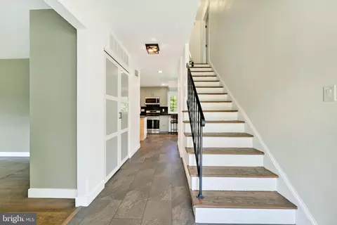 Entry Way - 14208 N North Gate Dr, Silver Spring, MD 20906 photo 3 of 5