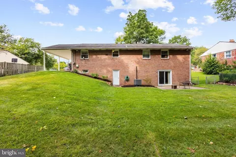 Exterior - 12309 Pretoria Dr, Silver Spring, MD 20904 photo 7 of 10