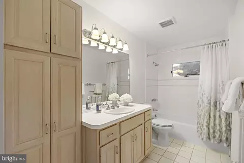 Bath - 3604 Spring St, Chevy Chase, MD 20815 photo 7 of 8