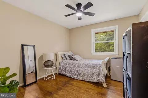 Bedroom - 3417 Canberra St, Silver Spring, MD 20904 photo 3 of 6