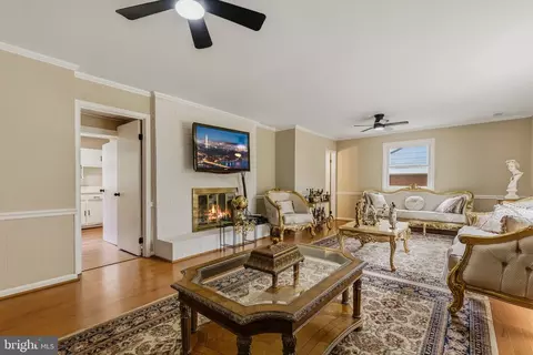 Living - 3417 Canberra St, Silver Spring, MD 20904 photo 3 of 4
