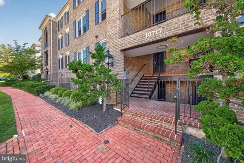 10717 Kings Riding Way #101, Rockville, MD 20852