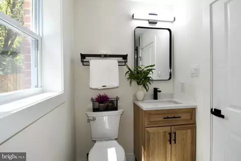 Bath - 4008 Adams Dr, Silver Spring, MD 20902 photo 3 of 4