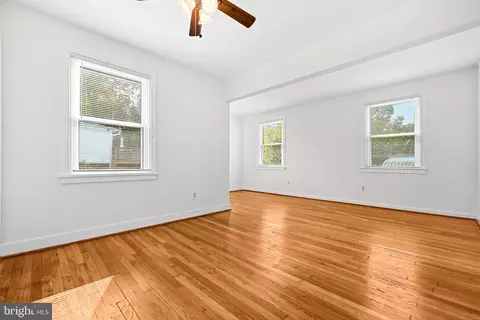 Living - 2508 Lindell St, Silver Spring, MD 20902 photo 5 of 5