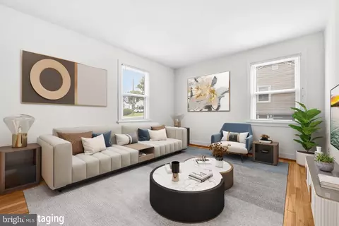 Living - 2508 Lindell St, Silver Spring, MD 20902 photo 1 of 5