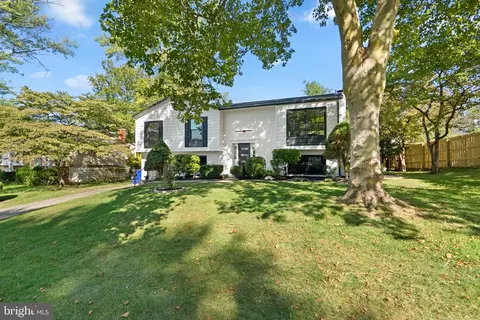 Exterior - 13124 Cabinwood Dr, Silver Spring, MD 20904 photo 3 of 7