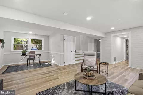 Living - 13124 Cabinwood Dr, Silver Spring, MD 20904 photo 5 of 5